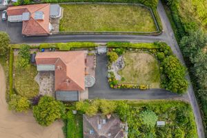 Photo 11a- click for photo gallery